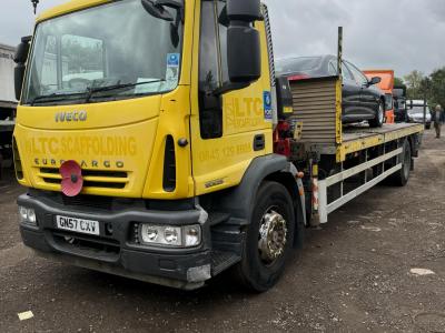 Iveco 18 Ton 180E25 Flat with Fassi Crane